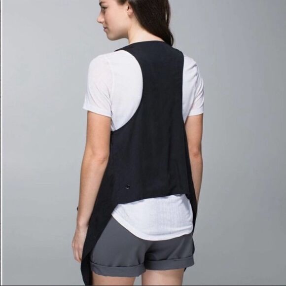 Lululemon Tranquility Sleeveless Wrap - Picture 3 of 13